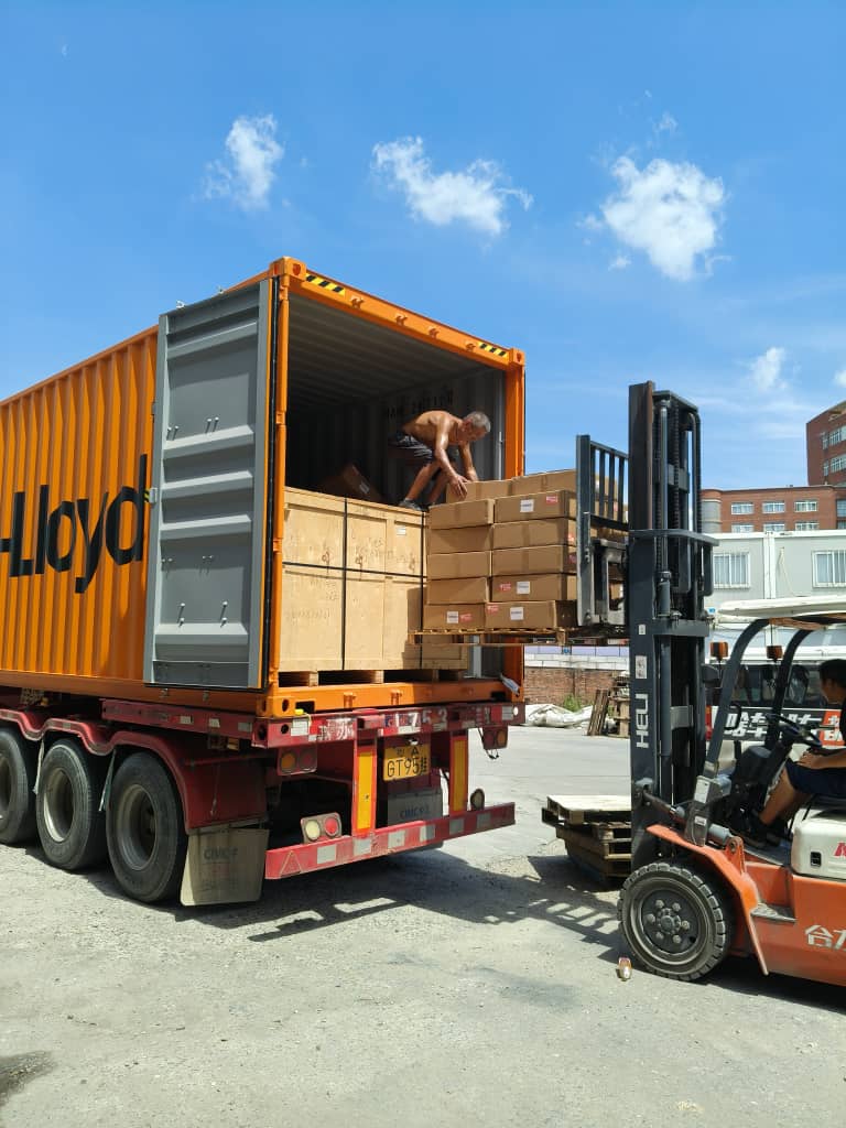 Camion Starbit au déchargement